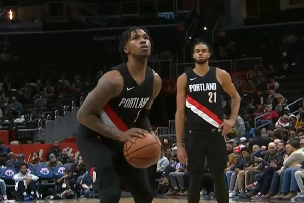  阿伦40+17+5刷新生涯纪录，骑士大胜开拓者！杨瀚森0分遇瓶颈